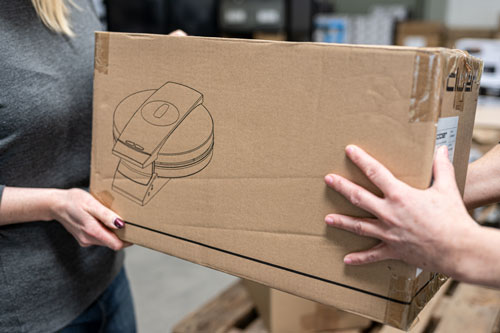 Rücksendung der Waffelhilfe-Box ganz einfach mit einem kostenlosen DHL-Rücksendeetikett